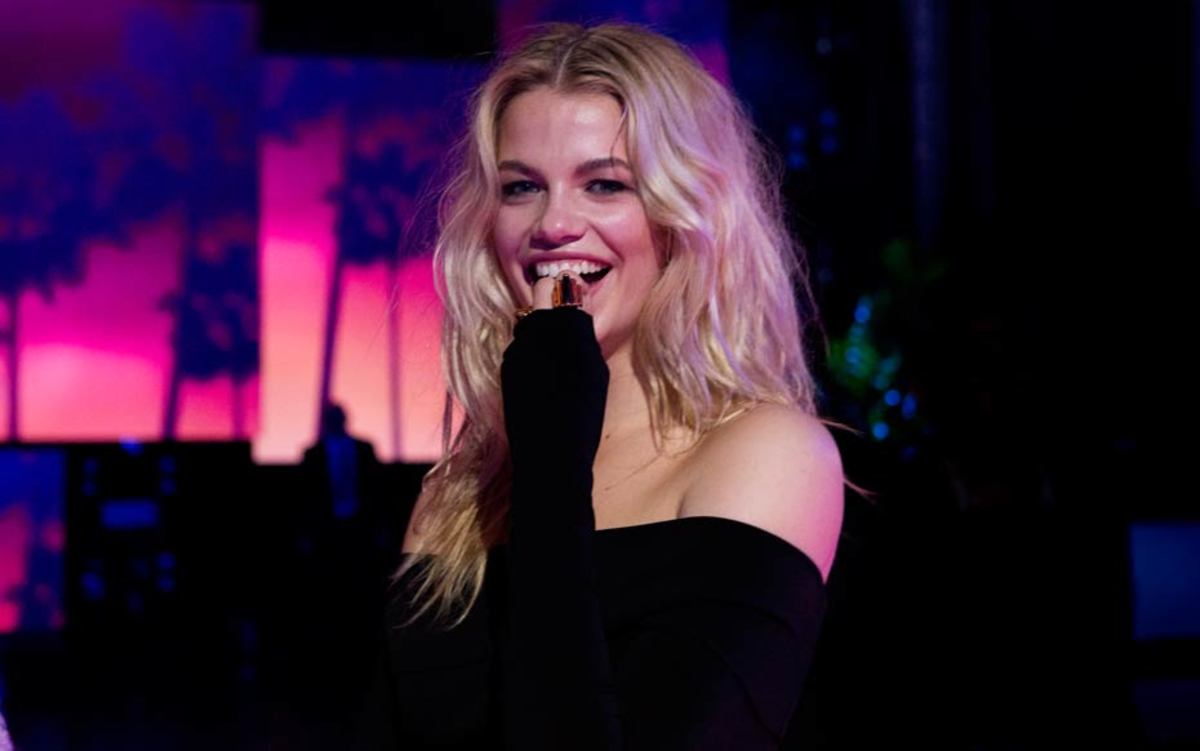 si-swimsuit-TNT3.jpg
